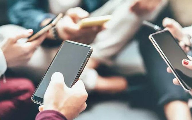 Xaricdən mobil telefonların gətirilməsinə ciddi nəzarət başlayır - VİDEO