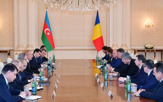 Azərbaycan və Rumıniya prezidentlərinin geniş tərkibdə görüşü olub - FOTO