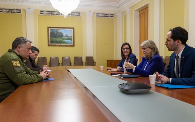 NATO Parlament Assambleyasının prezidenti Ukraynaya gedib