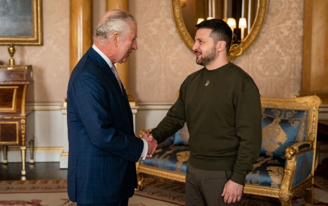 Zelenski Britaniya kralı III Çarlzla görüşüb