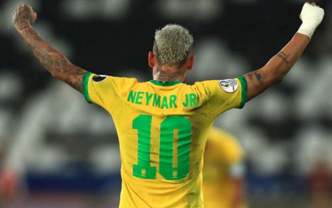 Ulduz futbolçular zəlzələdən zərərçəkənlər üçün yardım kampaniyasına qatıldılar - FOTO