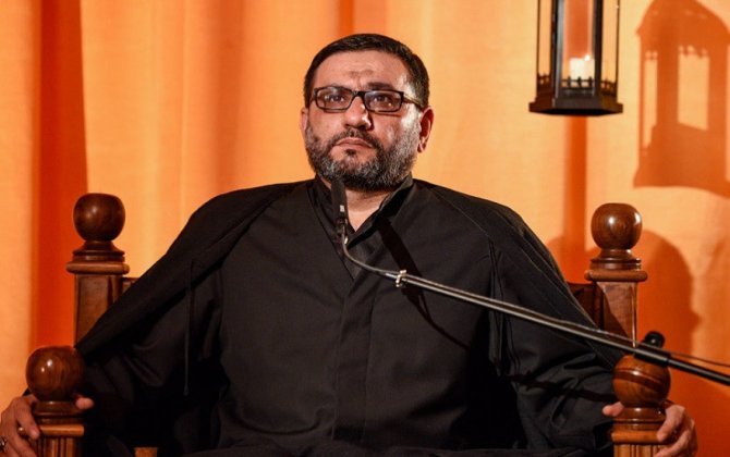 Atasını 12 yaşında itirdi, KVN komandasında çıxış etdi, xalq hərəkatına qoşuldu...