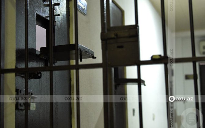 Bakıda iki məhkum həbsdə öldü