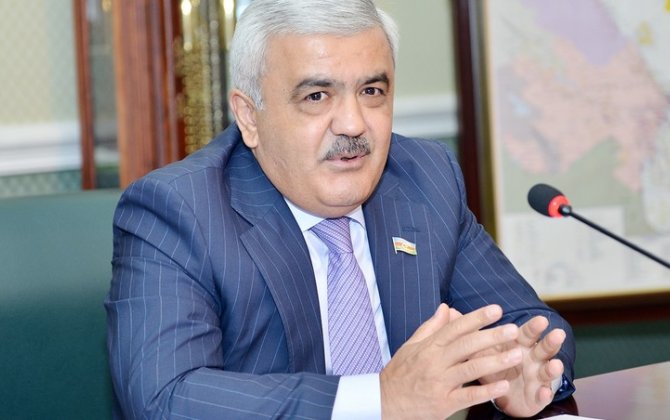 Rövnəq Abdullayev: “Qarabağ”ın avrokuboklarda çıxışı bizi sevindirdi”