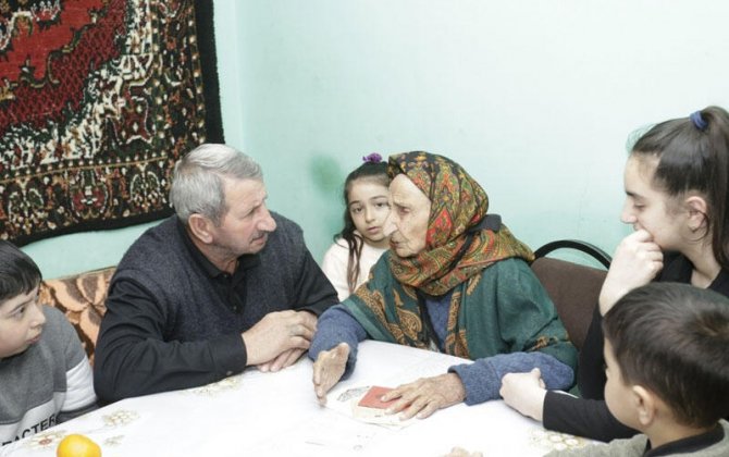 Onun nəvələri indi nənədir - Xaçmazın 100 yaşlı sakini + FOTO/VİDEO