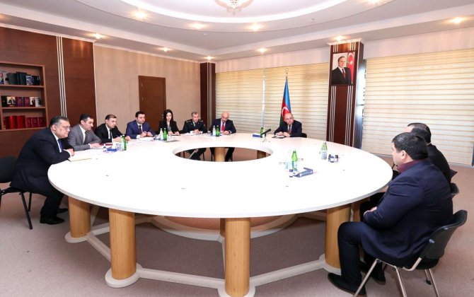 Şahin Bağırov Neftçalada vətəndaşları qəbul edib - FOTOLAR