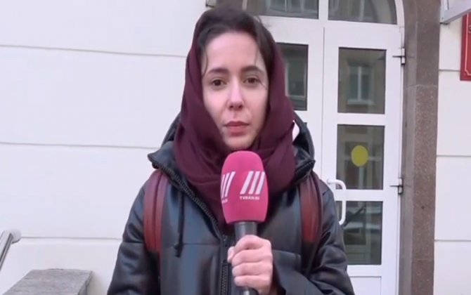 Gürcüstan rusiyalı müxalif jurnalisti ölkəyə buraxmayıb