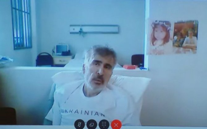 Gürcüstan hakimiyyəti polşalı həkimlərə Saakaşvilini müayinə etməyə icazə verdi - FOTO