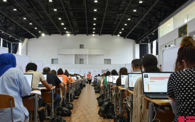 Dövlət qulluğuna qəbul imtahanı keçirilib