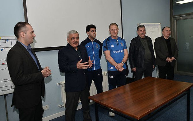 AFFA prezidenti milli üzvləri ilə görüşdü - FOTO