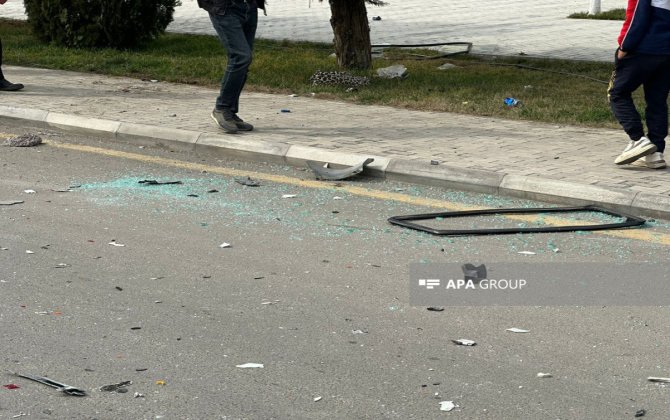 Şabranda qatarla traktor toqquşub, 1 nəfər ölüb