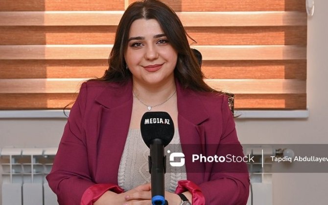 Во время изучения ее руки я начала кашлять...