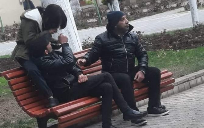 Tovuzda narkomanlar parkda toplaşırlar? - FOTO