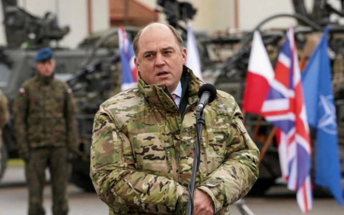 Britaniya müdafiə naziri: “Finlandiya Putin üçün dərs olsun”