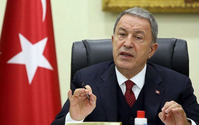 Hulusi Akar ukraynalı nazirlə taxıl dəhlizini müzakirə edib