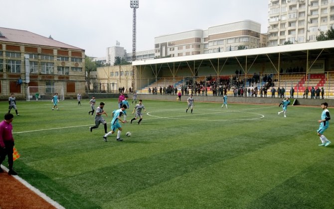 BDU-da Heydər Əliyevin 100 illik yubileyinə həsr olunmuş fubol turniri davam edir - FOTO