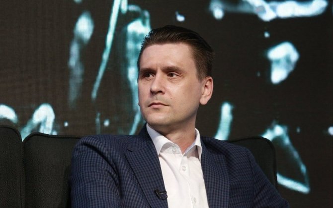 Ukraynalı politoloq: “İrəvanda Azərbaycan bayrağına qarşı hadisə vandalizmdir