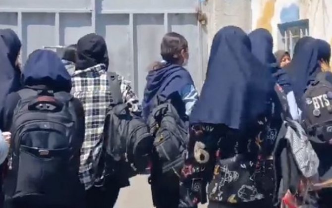 İranın təhsil işçiləri: “Məktəblərə kimyəvi hücumlara küçələrdə cavab verəcəyik” - FOTO