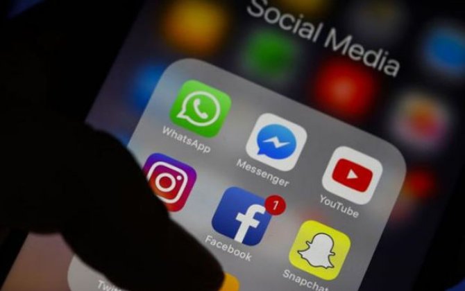 İranda sosial media şəbəkəsinin 40 moderatoru həbs olundu - FOTO