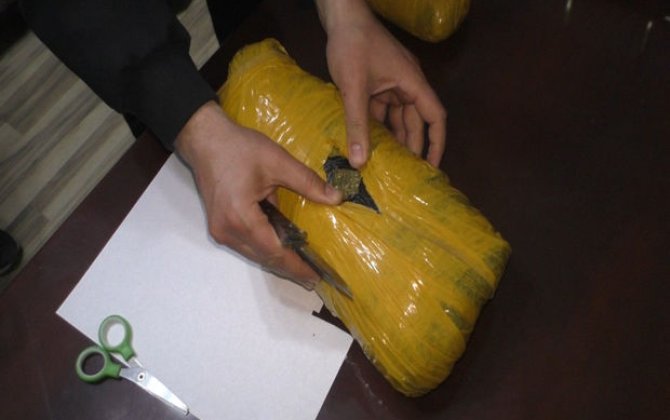 Şəmkirdə narkokuryerlik edən qadın saxlanılıb - FOTO