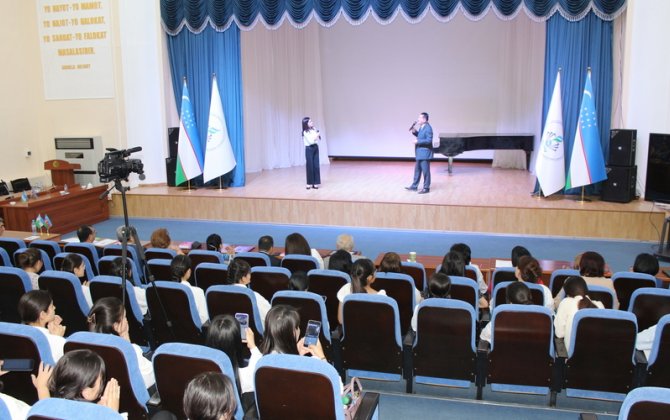Daşkənd Universitetində Heydər Əliyevin 100 illik yubileyinə həsr olunmuş beynəlxalq konfrans keçirilib - FOTO