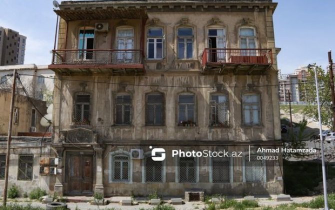 “Sovetski”dən qalan bir parça: Eyvanlar dağılmaq ərəfəsində, sakinlər köçmək arzusunda - REPORTAJ + FOTO