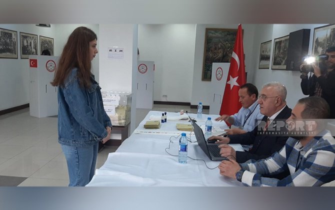 Türkiyənin Gəncədəki Baş Konsulluğundakı səsvermədə minə yaxın seçici iştirak edib