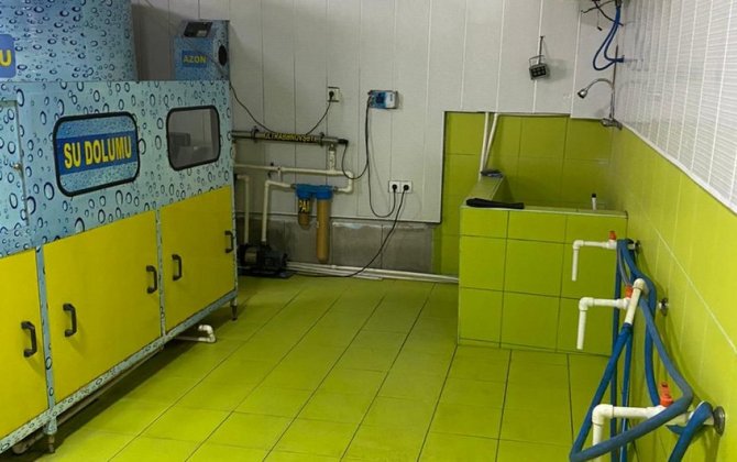 Azərbaycanda “bulaq suyu” adı altında satılan məhsul saxta çıxdı - FOTO