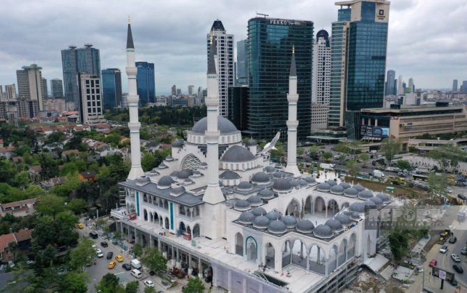 Ərdoğan İstanbulda 20 min nəfərlik məscidin açılışını edib - FOTO