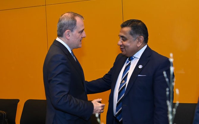 Ceyhun Bayramov Tariq Mahmud Əhməd ilə görüşüb - FOTO