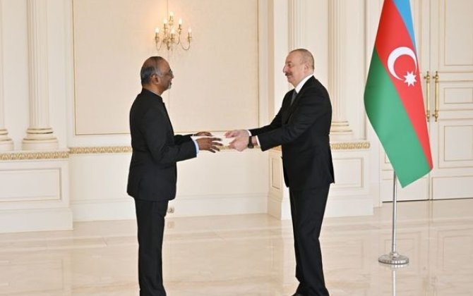 İlham Əliyev Hindistanın yeni səfirini qəbul edib - YENİLƏNİB + FOTO