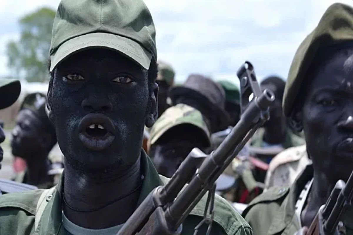 Sudan xüsusi təyinatlıları orduya məxsus təyyarəni vurduqlarını bildiriblər