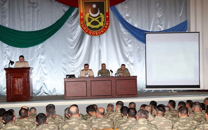 Azərbaycan Ordusunda zabitlər və psixoloqlarla toplantı keçirilib - FOTO