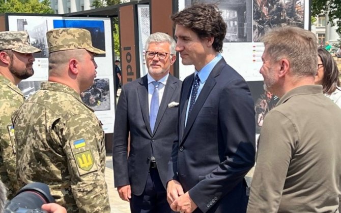 В Киев с визитом прибыл премьер-министр Канады