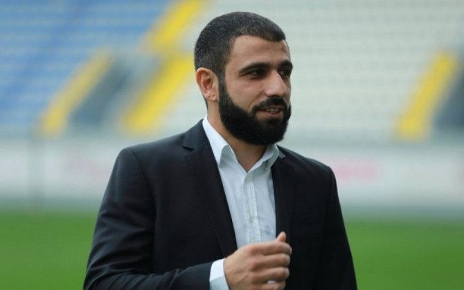 Rəşad Sadıqov “Zirə” ilə yeni müqavilə imzaladı