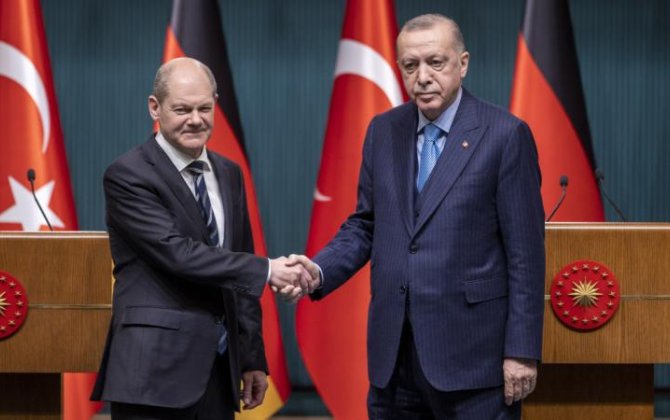 Ərdoğan Şoltsla Rusiyanı müzakirə etdi