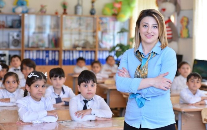 50-dən çox bal toplayan müəllimlər metodist olacaq - RƏSMİ