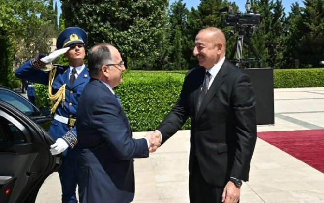 Albaniya Prezidenti Bayram Beqayın rəsmi qarşılanma mərasimi olub - FOTO