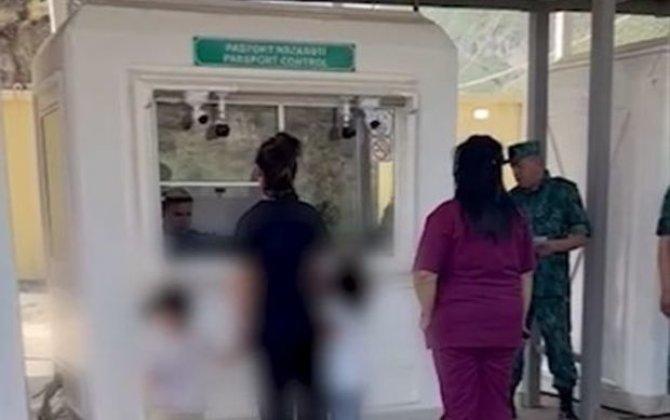 Qarabağın erməni sakinləri Laçındakı sərhəd-buraxılış məntəqəsindən sərbəst keçirlər - VİDEO