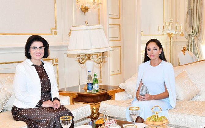 Azərbaycanın və Albaniyanın birinci xanımlarının görüşü olub - FOTO