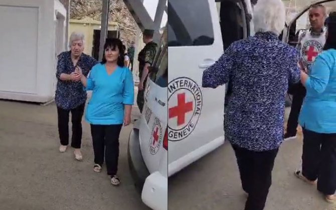 Qarabağın erməni sakinləri “Laçın” sərhəd-buraxılış məntəqəsindən sərbəst keçirlər - YENİLƏNİB + VİDEO