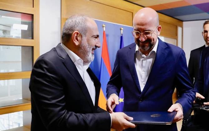 Putin yazdı, Araik imzaladı, poçtalyon Nikol da çatdırdı: Əliyev isə Brüsseldə onu yırtıb, zibil qutusuna atdı