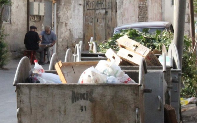 Bakıda zibil yeşiyində 10-15 günlük körpə aşkarlanıb