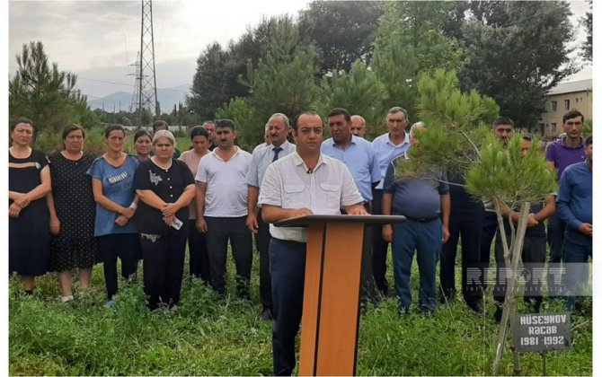 Hüquq müdafiəçisi Meşəli sakinlərini dəstəklədi: 