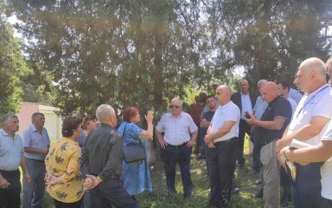 Qusarın Avaran kənd sakinləri 