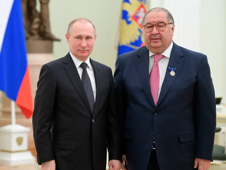 Rusiyanın ən zəngin adamlardan biri Putinlə dostluğundan üz döndərib