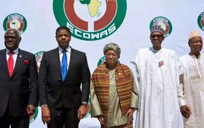 ECOWAS nümayəndə heyəti Nigerin devrilmiş prezidenti ilə görüşüb