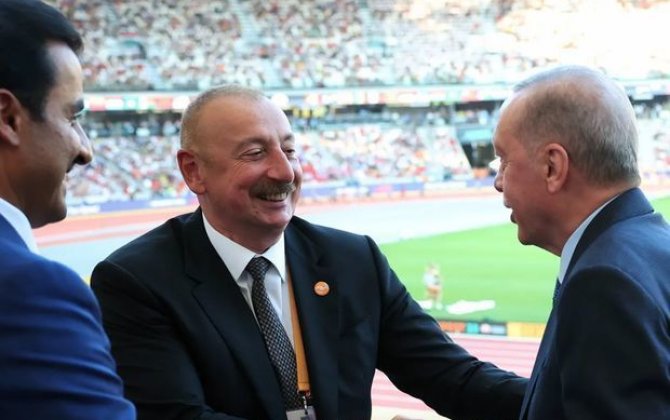 Ильхам Алиев и Реджеп Тайип Эрдоган пообщались во время просмотра финального забега ЧМ по легкой атлетике