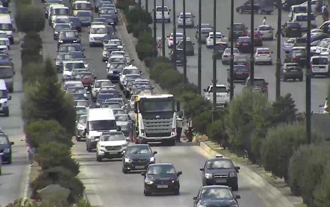 Təmirlə bağlı Ziya Bünyadov prospektində sıxlıq yaranıb