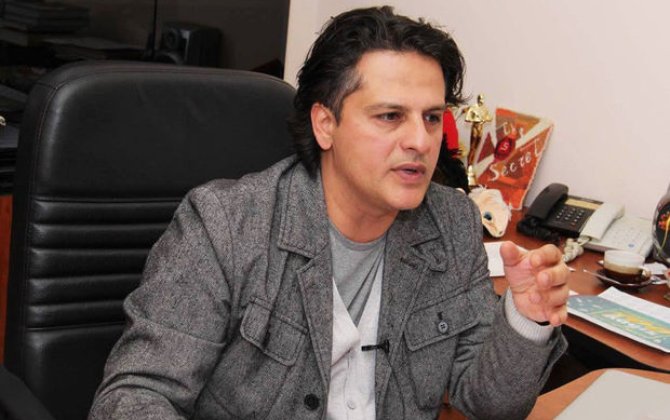 Kukla Teatrının baş rejissoru işdən azad olunması barədə ərizə yazıb